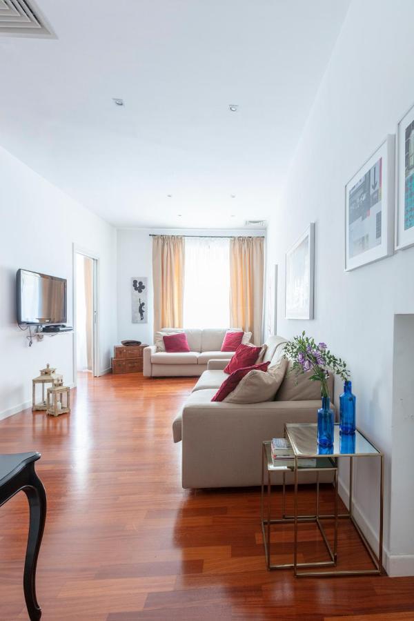 Deza Cozy Place Ripetta Rome Bagian luar foto