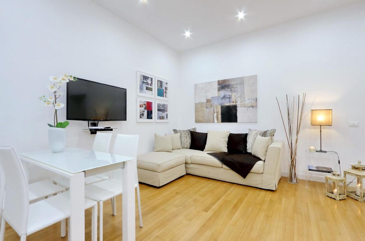 Deza Cozy Place Ripetta Rome Bagian luar foto